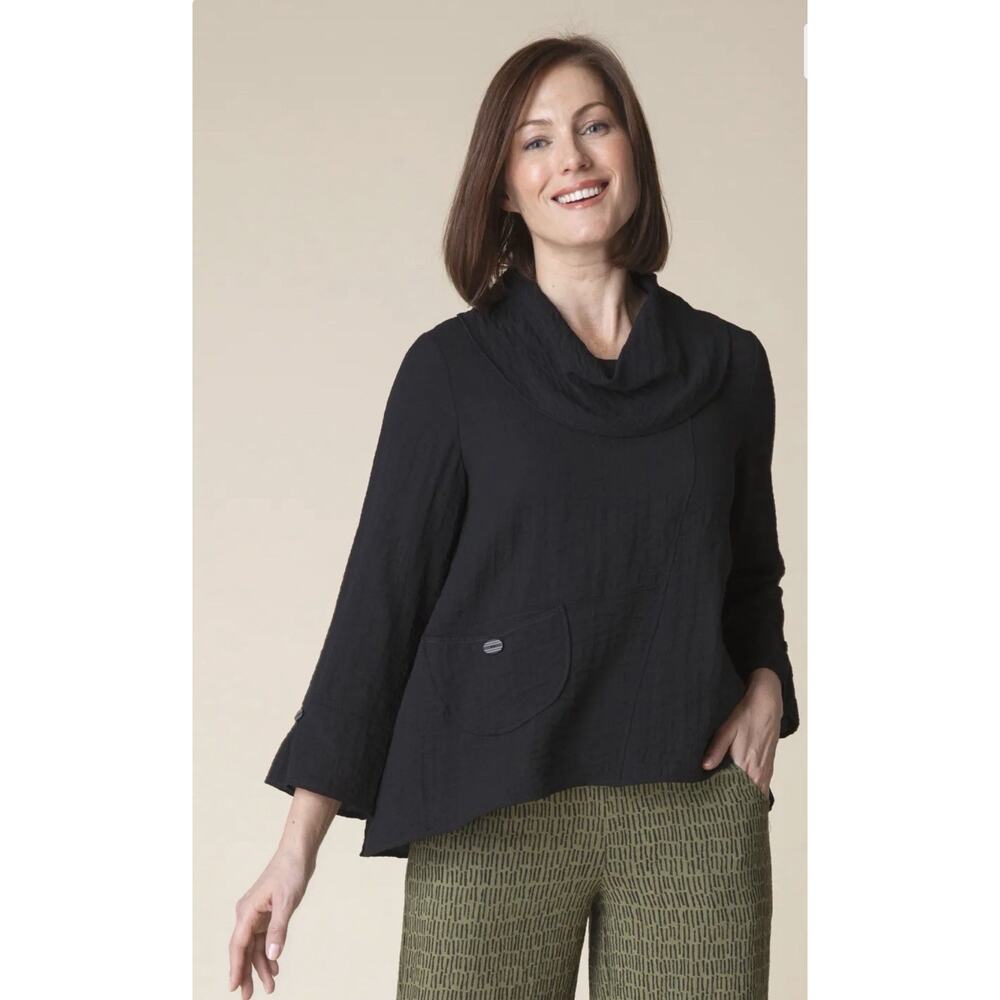 Habitat Swing Pocket Cowl Neck Tunic Top L Black Crinkle Express Travel 30622
